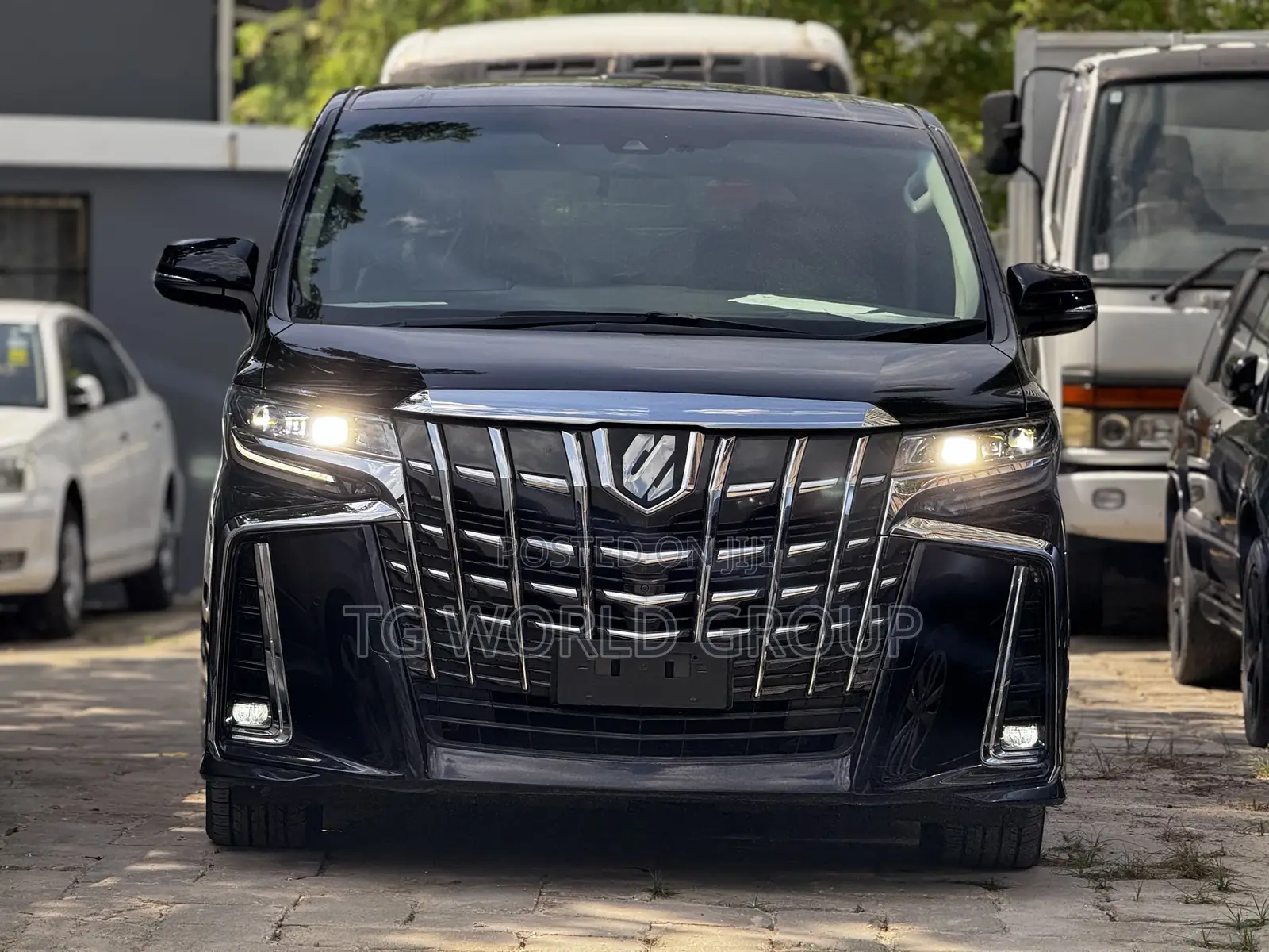 Toyota Alphard 2021 Black