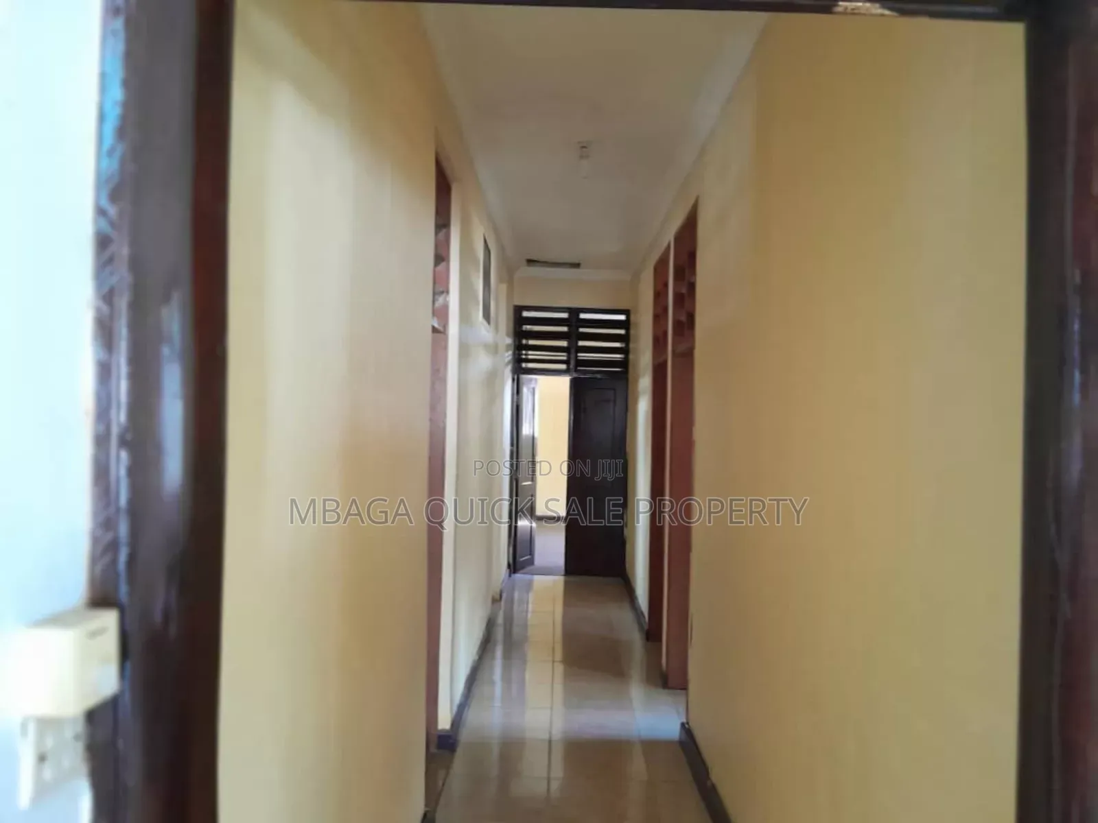 4bdrm House in Ada Estate for sale