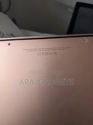 Laptop Apple MacBook 2018 8GB Intel Core I5 SSD 256GB