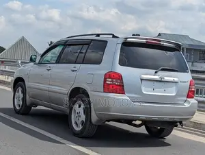 Toyota Kluger 2003 Silver