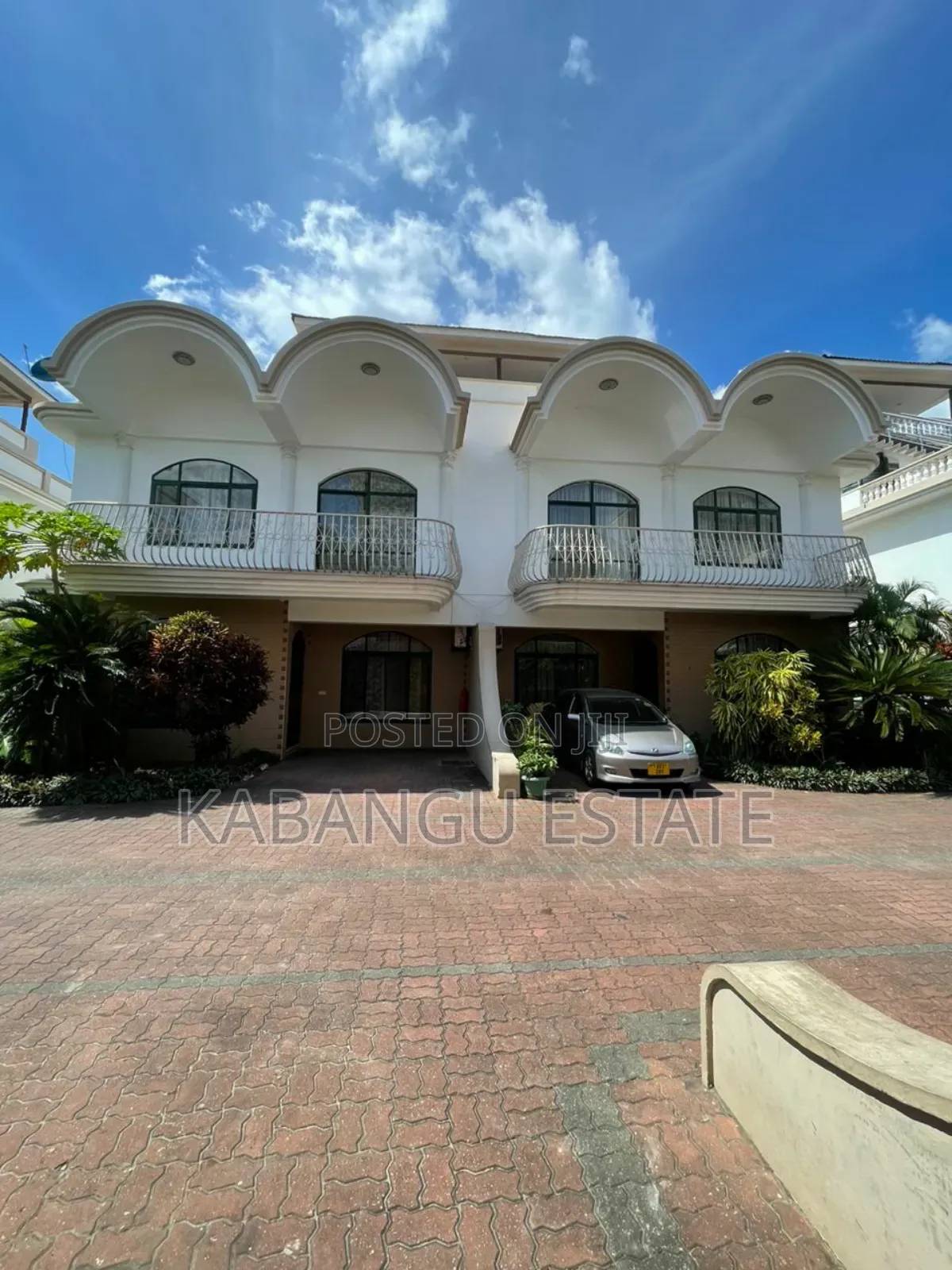 Furnished 4bdrm Villa in Oysterbay, Kinondoni for rent