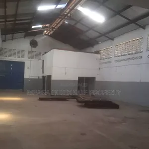 Go Down for Rent at Makumbusho