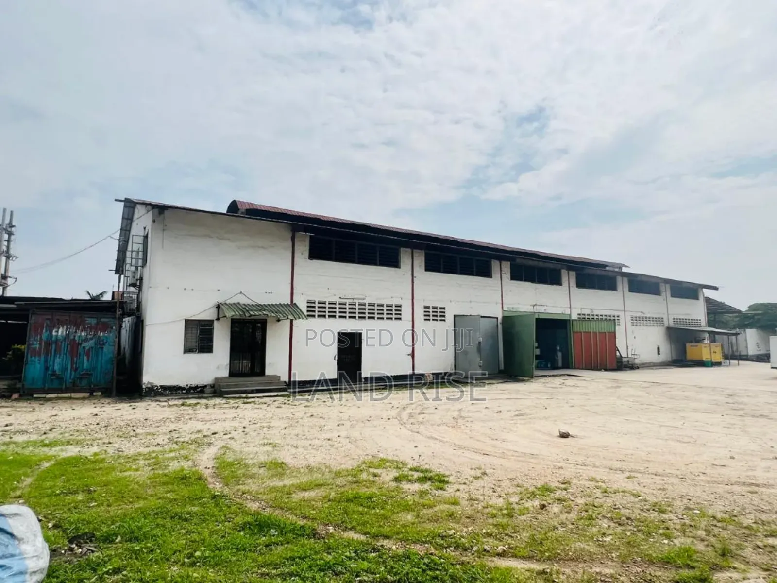 Warehouse and Yard for Sale