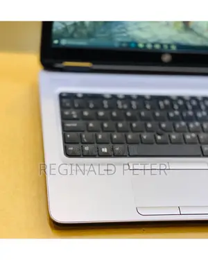 Laptop HP ProBook 645 8GB AMD A8 HDD+SSD 500GB