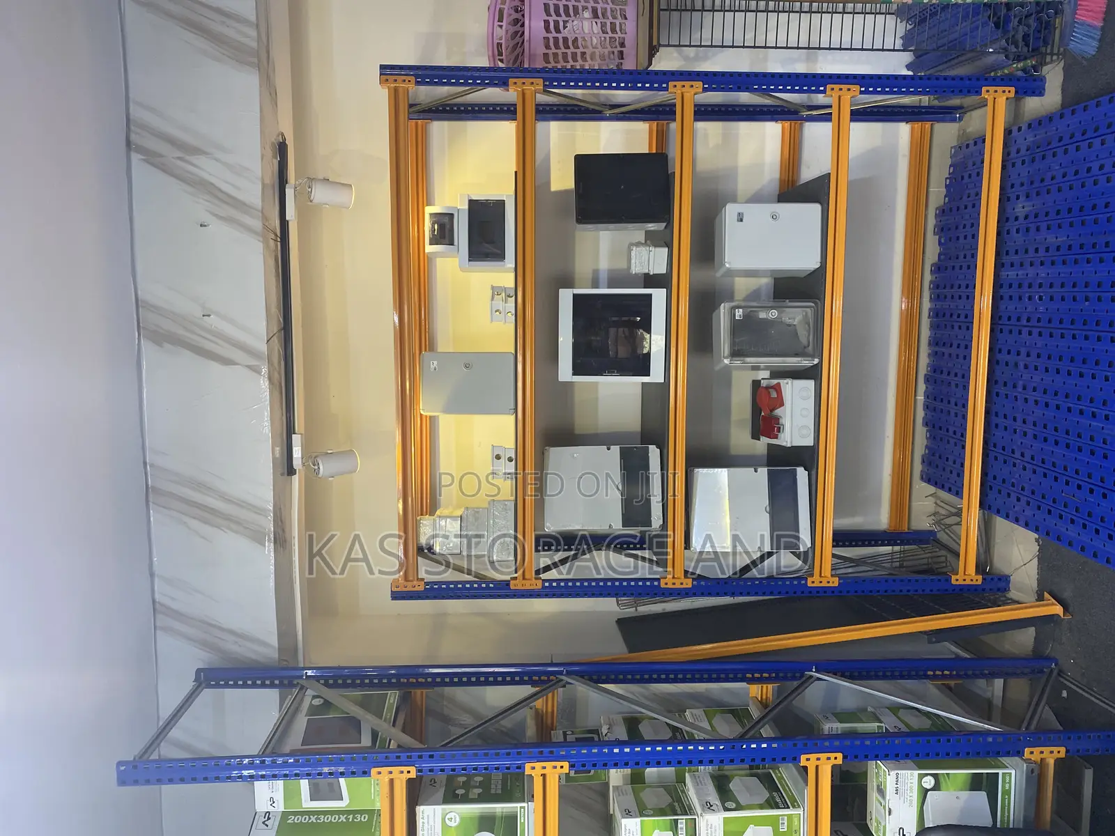 Metal Racks for Warehouses, Shops, Market and Supermarkets