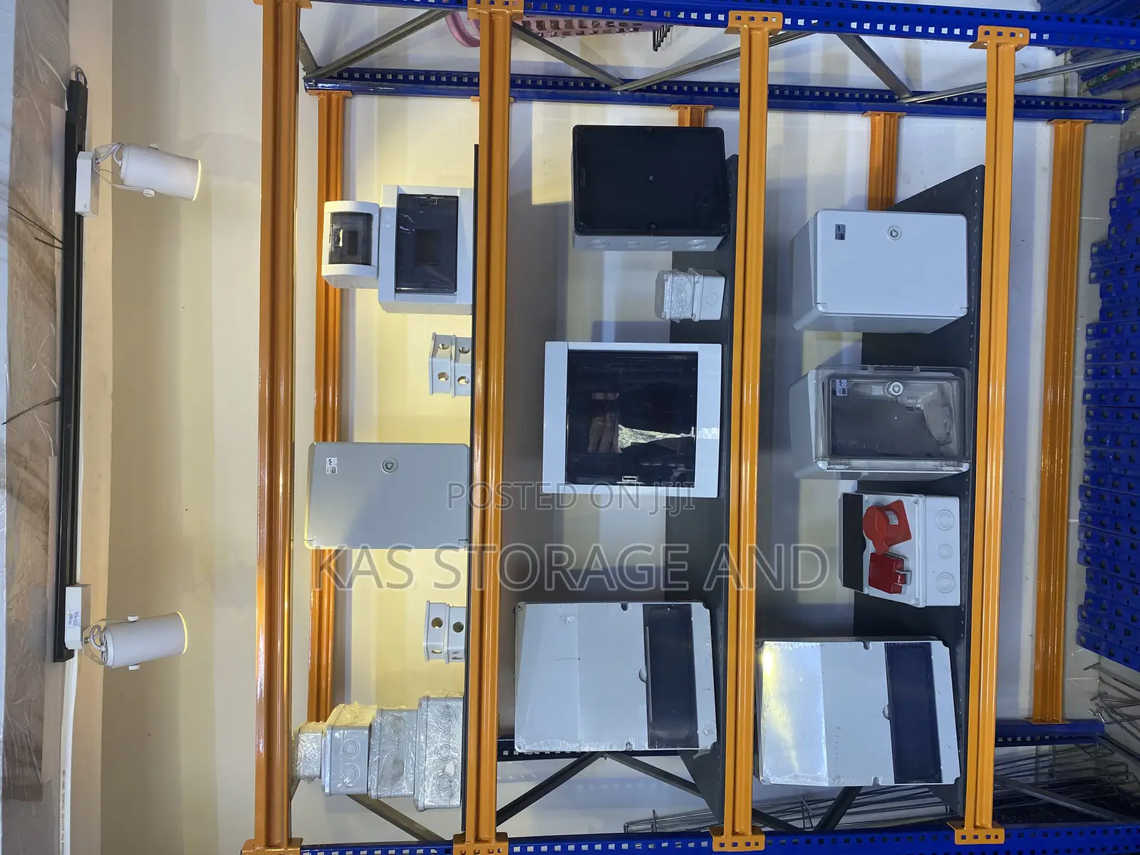 Metal Racks for Warehouses, Shops, Market and Supermarkets