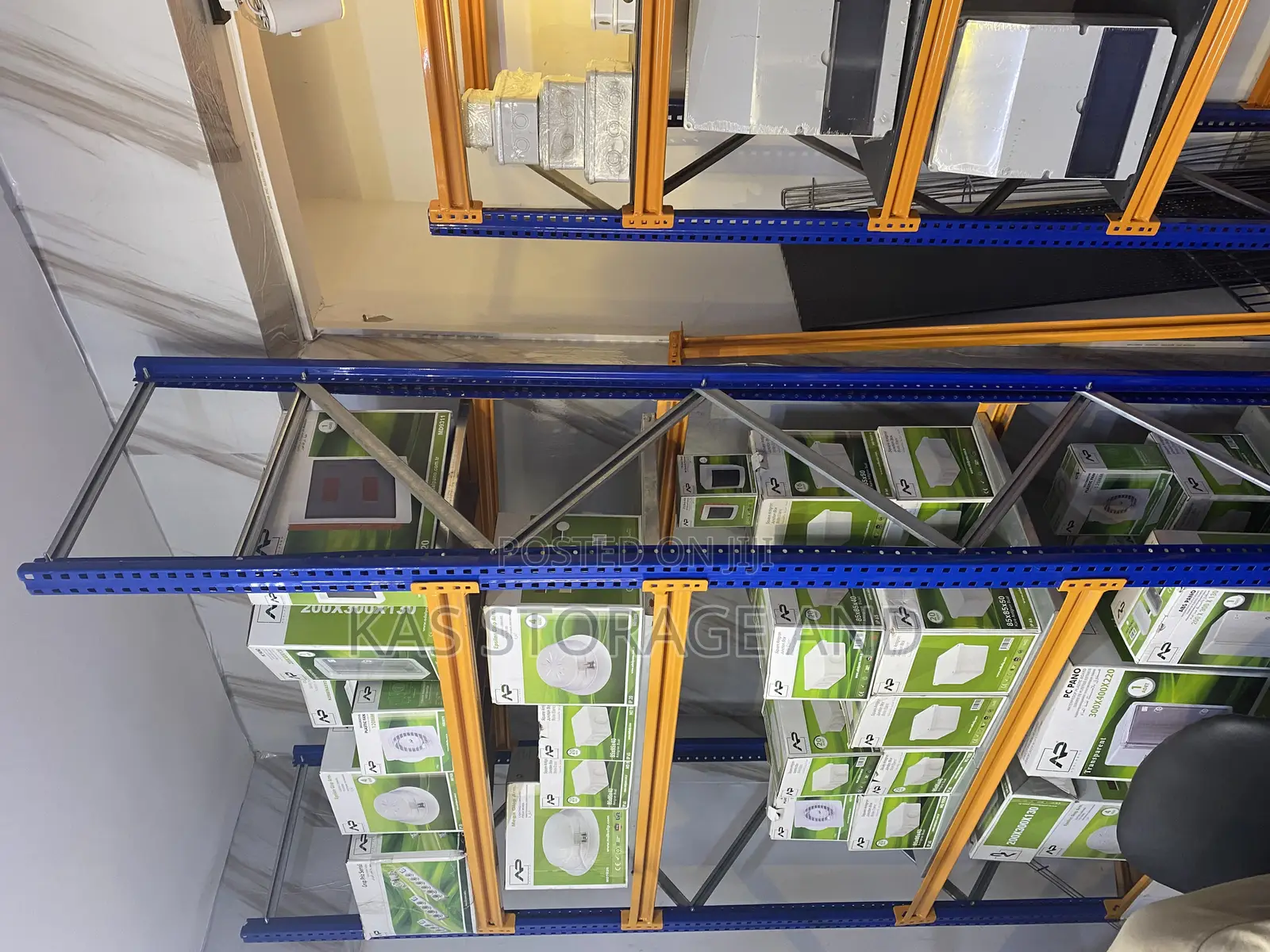 Metal Racks for Warehouses, Shops, Market and Supermarkets