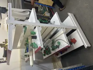 White Double Sided Shelves for Markets and Supermarkets