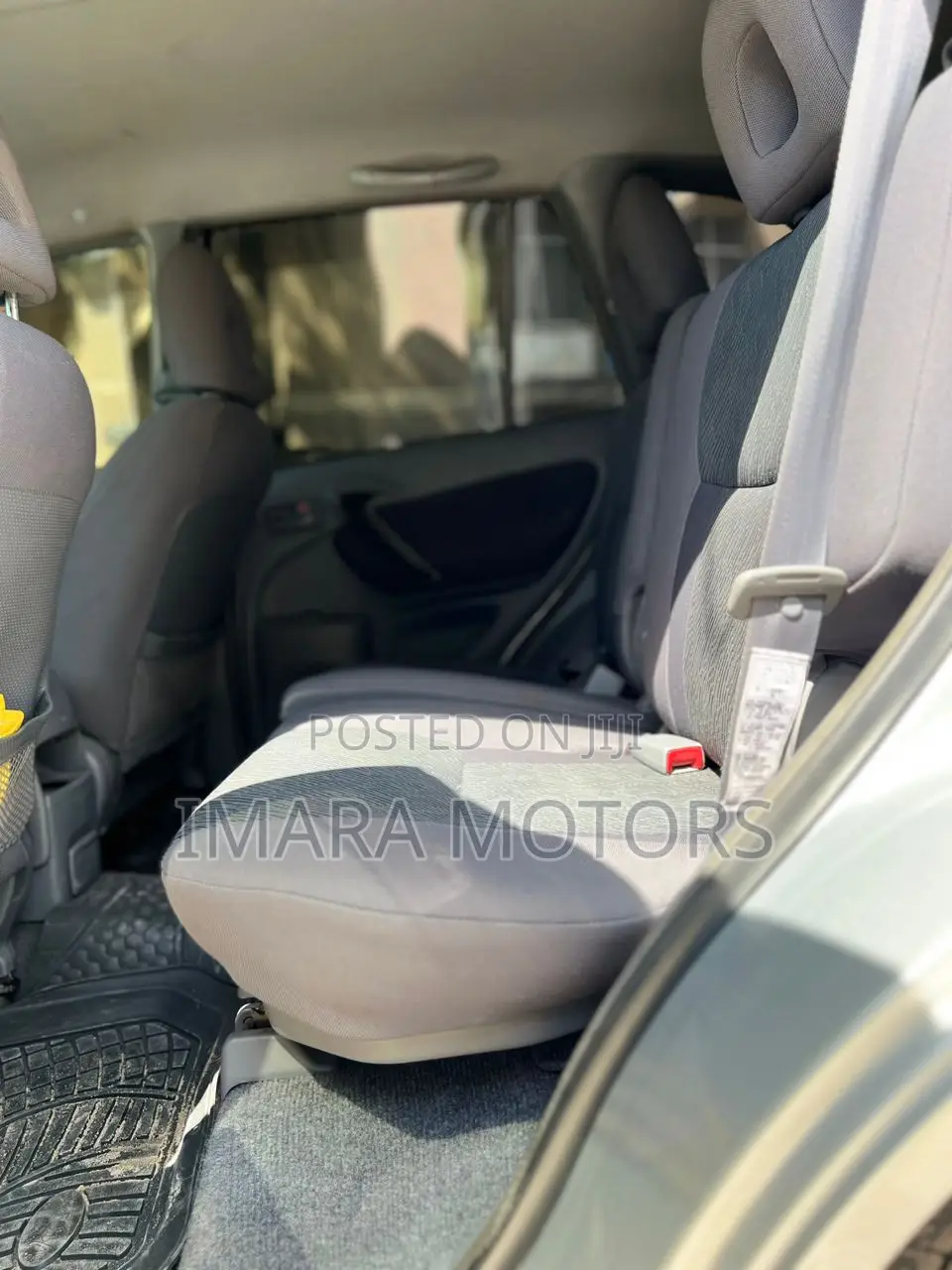 Toyota RAV4 Automatic 2000 Silver