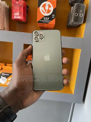 Apple iPhone 11 Pro Max 64 GB Green