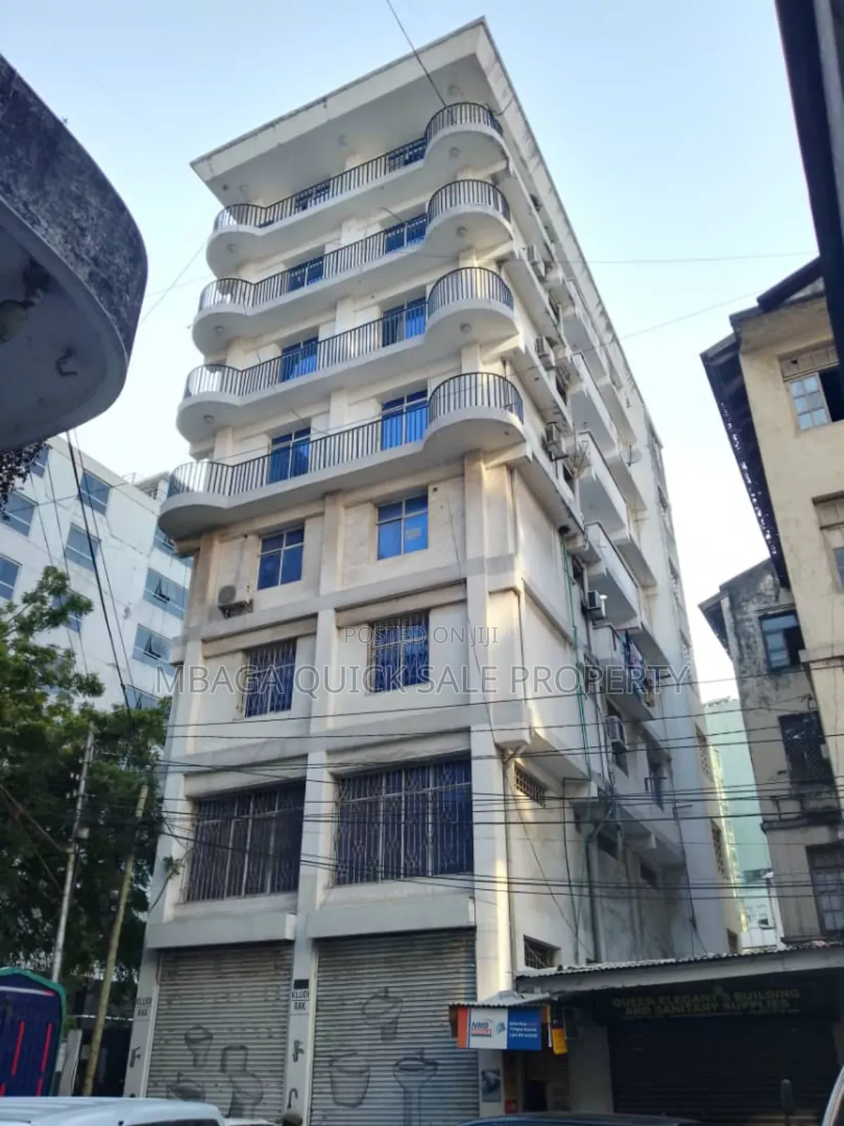 4bdrm Apartment in City Center, Upanga West for sale