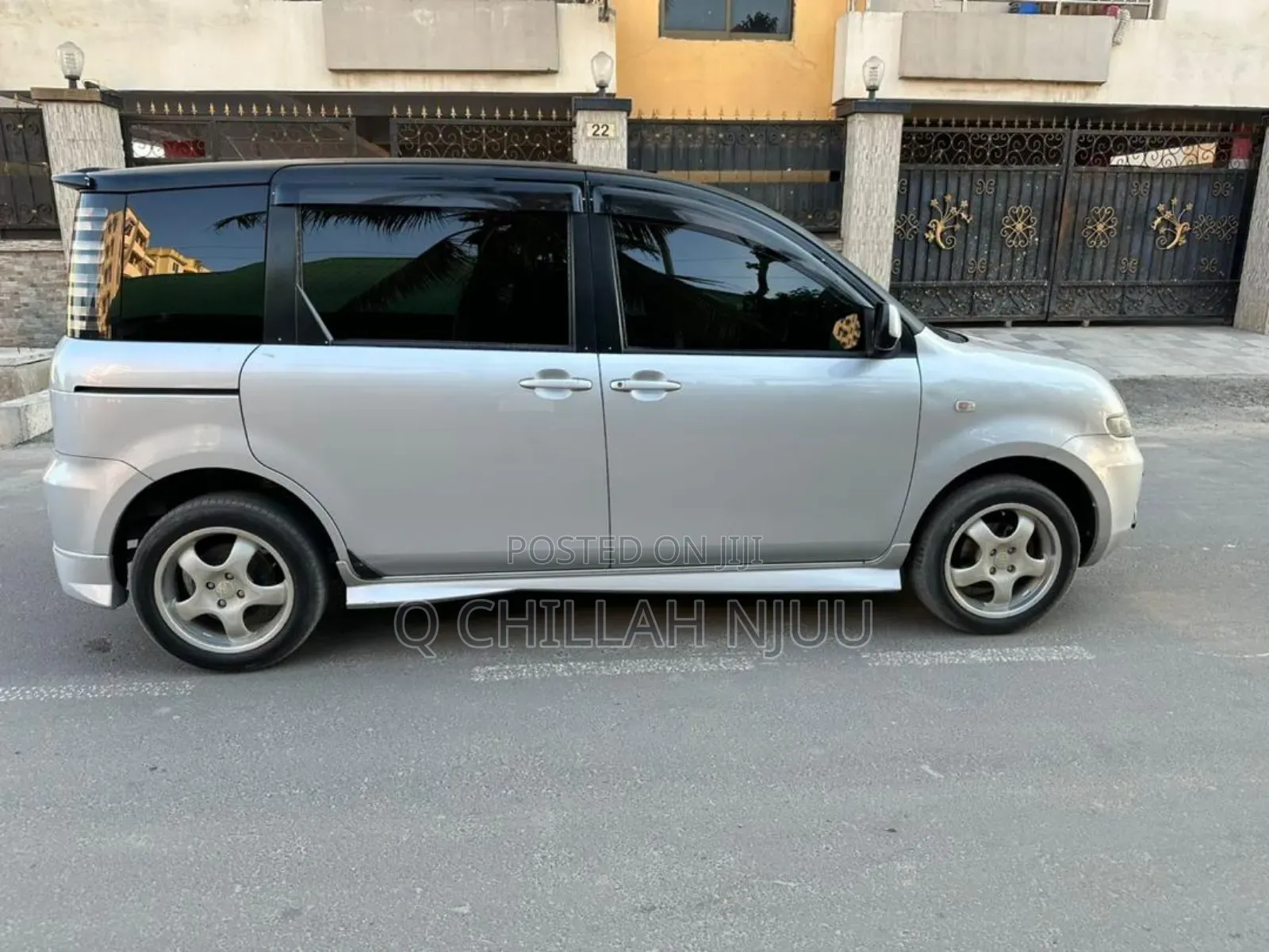 Toyota Sienta 2005 Silver