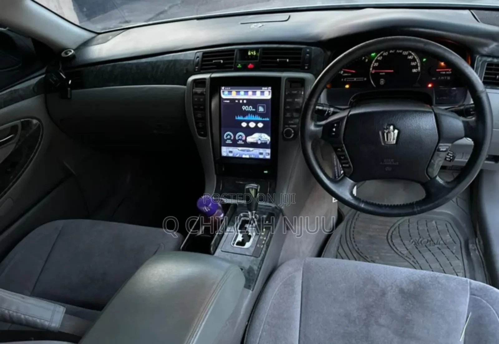 Toyota Crown 2006 Silver