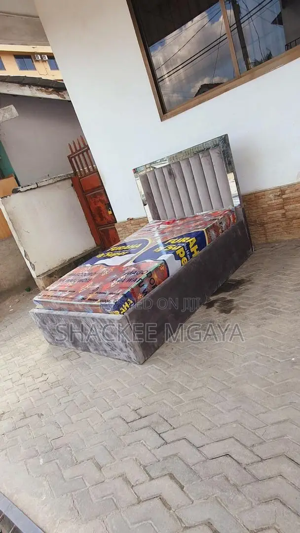 Bed Sofa 4/6