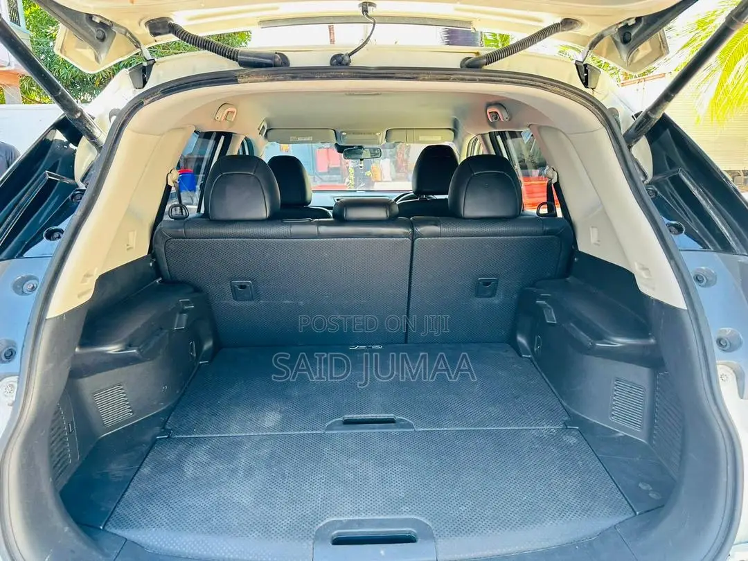 Nissan X-Trail 2.0 Petrol AWD 2013 Pearl