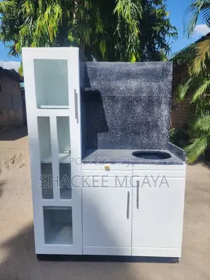 Kichen Kabnet Milango Miwili
