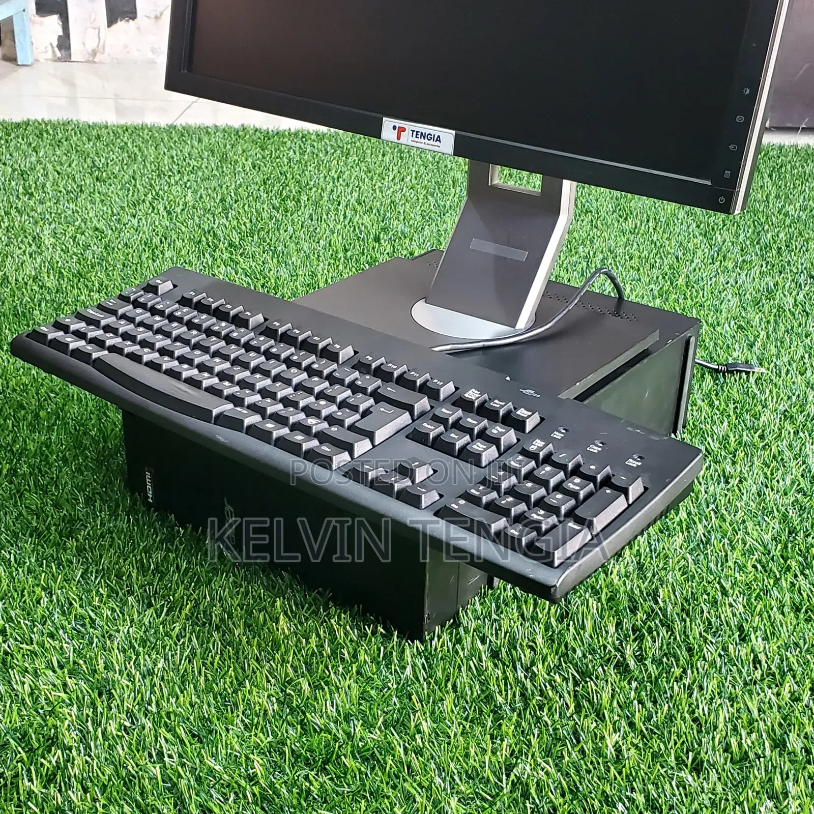 Desktop Computer Acer Aspire X3-600 4GB AMD HDD 320GB