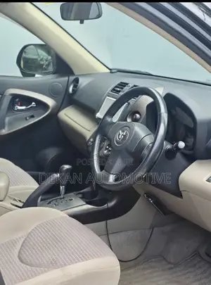 Toyota Vanguard 2010 Black