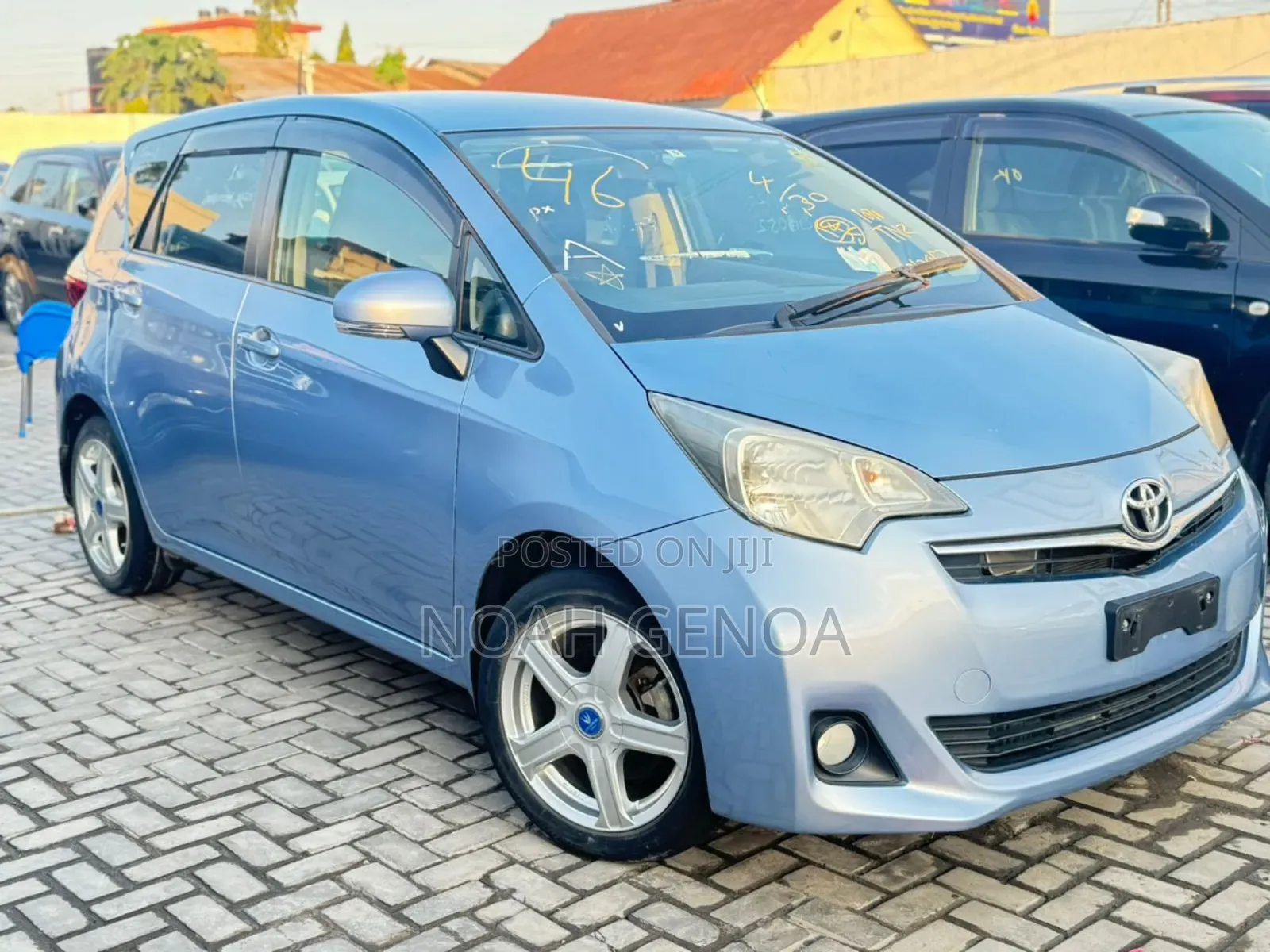 Toyota Ractis 1.5 AWD 2011 Blue