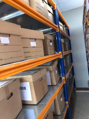 Rafu - Shelf - Shelving System- Adjustable and Customizable