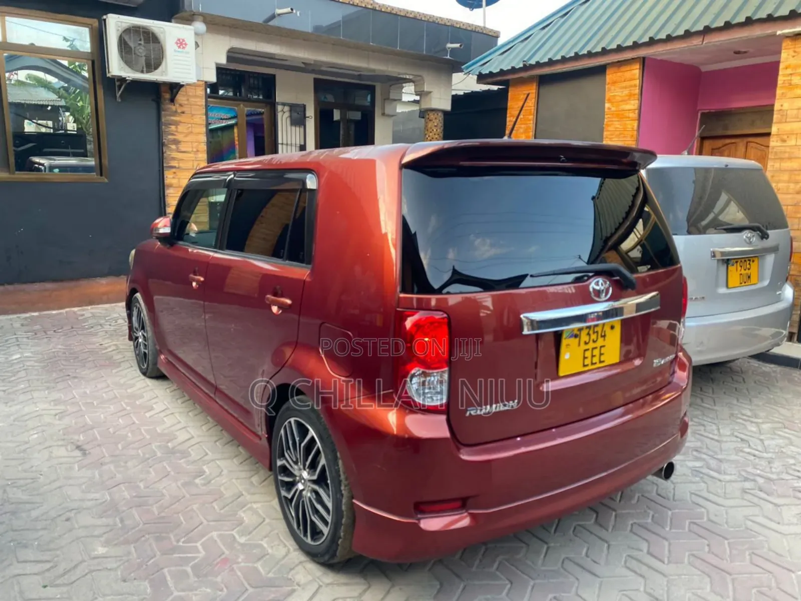Toyota Corolla Rumion 2009 Brown
