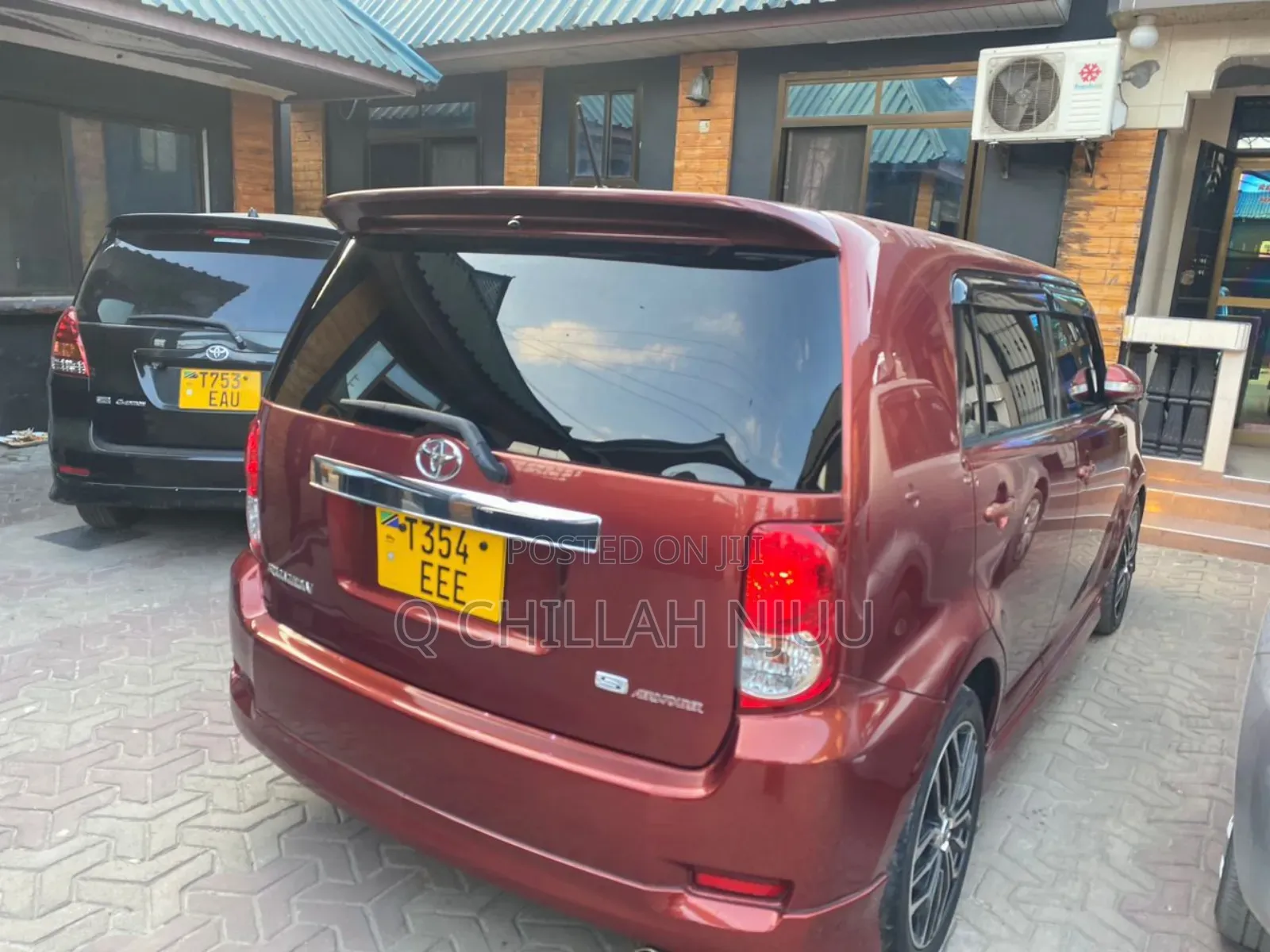 Toyota Corolla Rumion 2009 Brown