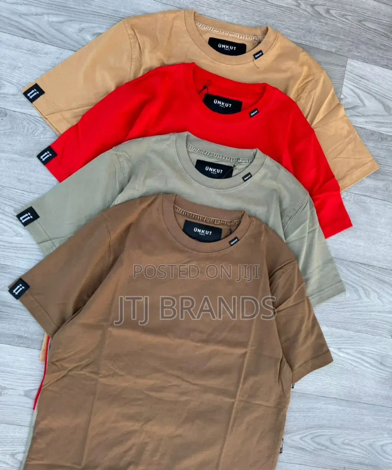 Round Collar T-Shirt