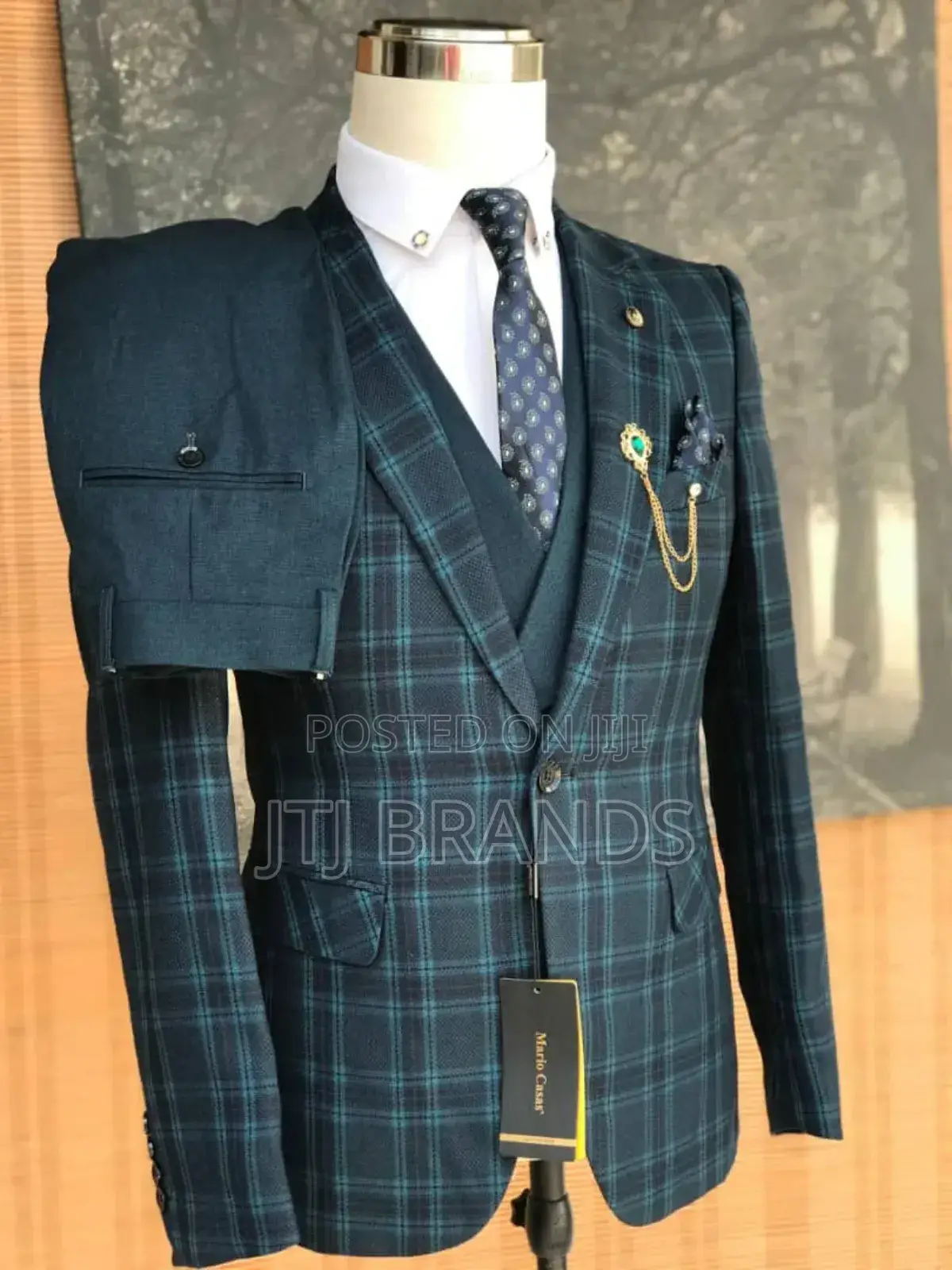 New Man' S Suit