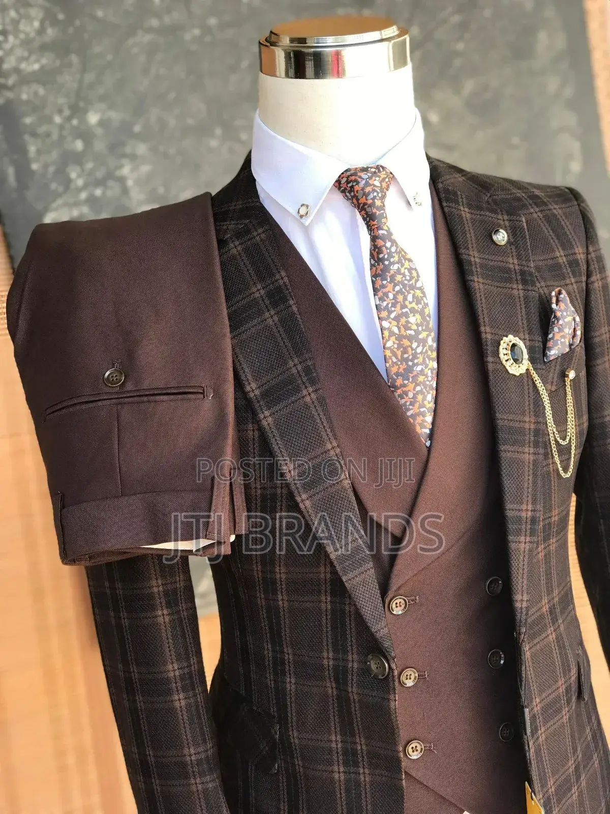 New Men's Suit