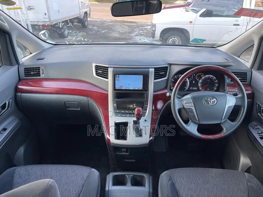Toyota Alphard 2010 White