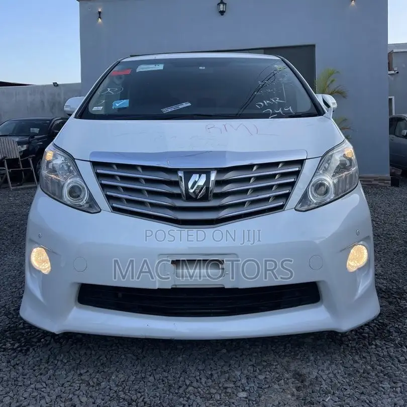 Toyota Alphard 2010 White