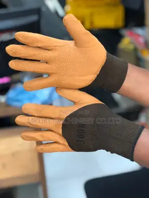 Safety Gloves Available In Different Colour