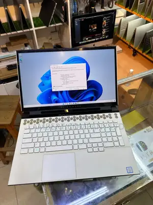 New Laptop Dell Allienware M18 R1 16GB Intel Core I7 SSD 1T