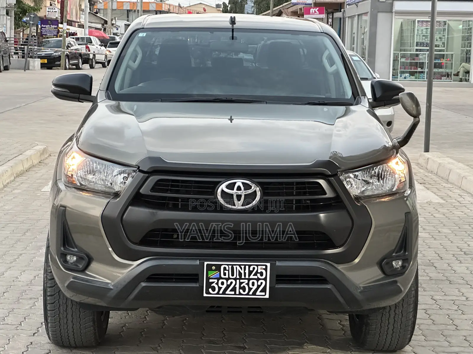 Toyota Hilux 2020 Gold