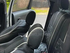 Toyota IST 2005 Off white