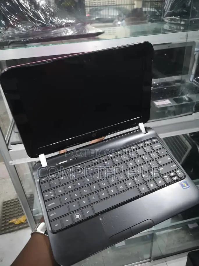 Laptop Laptop 2GB Intel Atom HDD 160GB