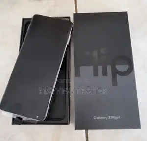 New Samsung Galaxy Z Flip4 256 GB Black