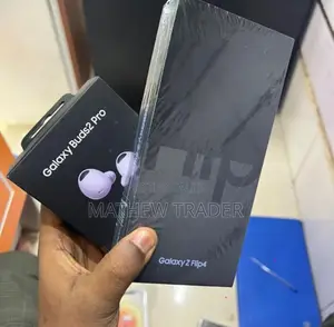 New Samsung Galaxy Z Flip4 256 GB Black