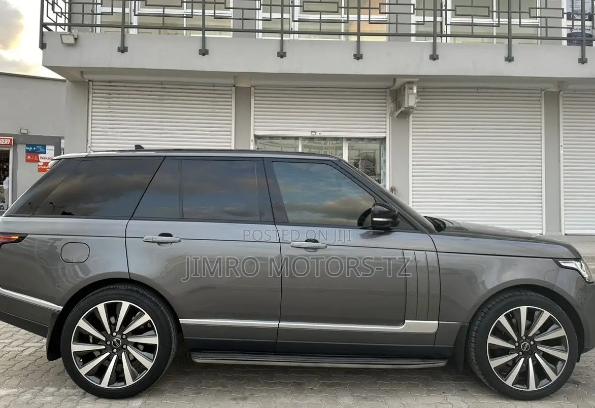 Land Rover Range Rover Vogue 2015 Gray