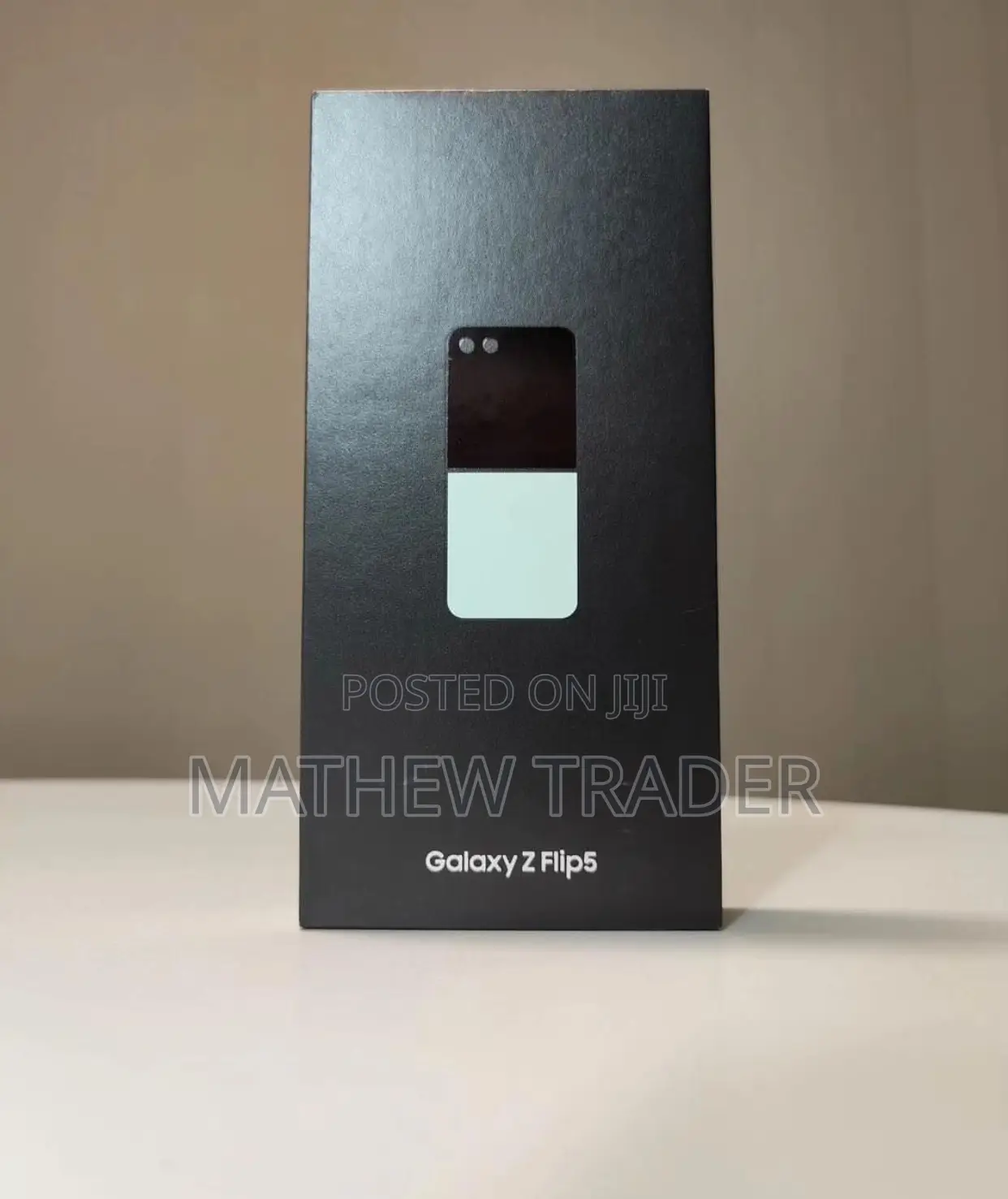 New Samsung Galaxy Z Flip 5 256 GB