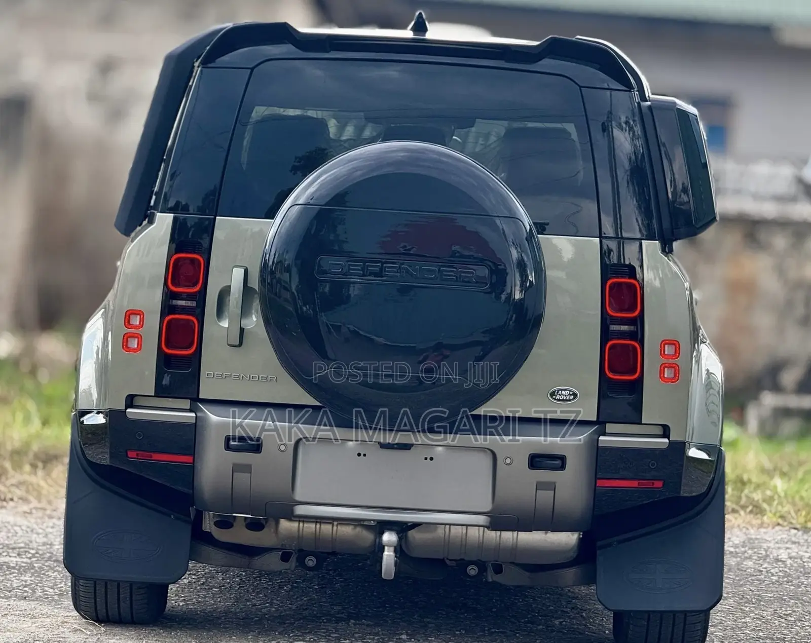 Land Rover Defender 2023 Green