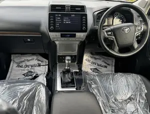 New Toyota Land Cruiser 2022 Black