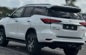 Toyota Fortuner 2020 White