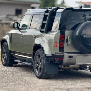 Land Rover Defender 2022 Gray
