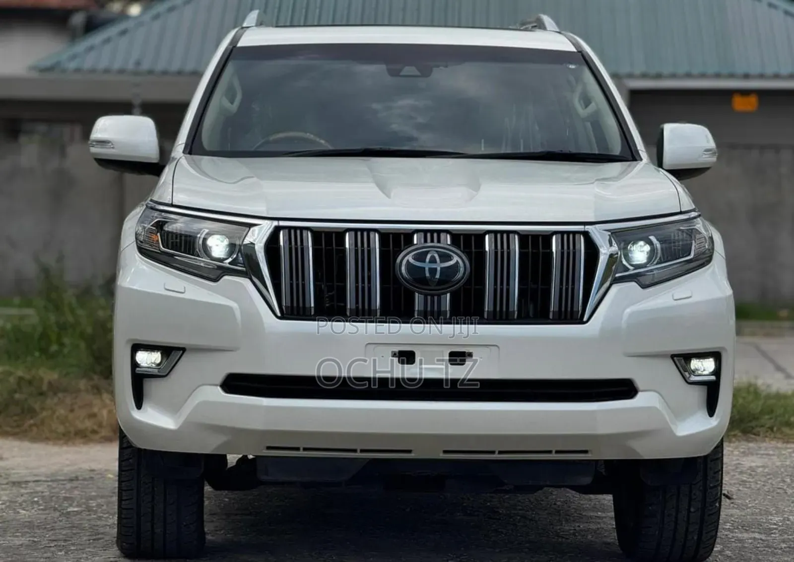 Toyota Land Cruiser Prado 2022 White