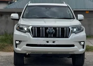 Toyota Land Cruiser Prado 2022 White