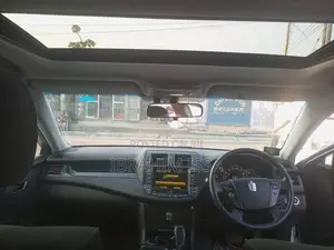 Toyota Crown 2009 Pearl