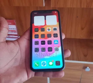Apple iPhone 11 64 GB