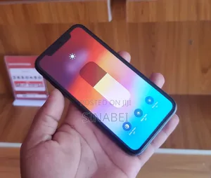 Apple iPhone 11 64 GB