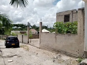 4bdrm Apartment in Mbagala Chamazi Azam for sale
